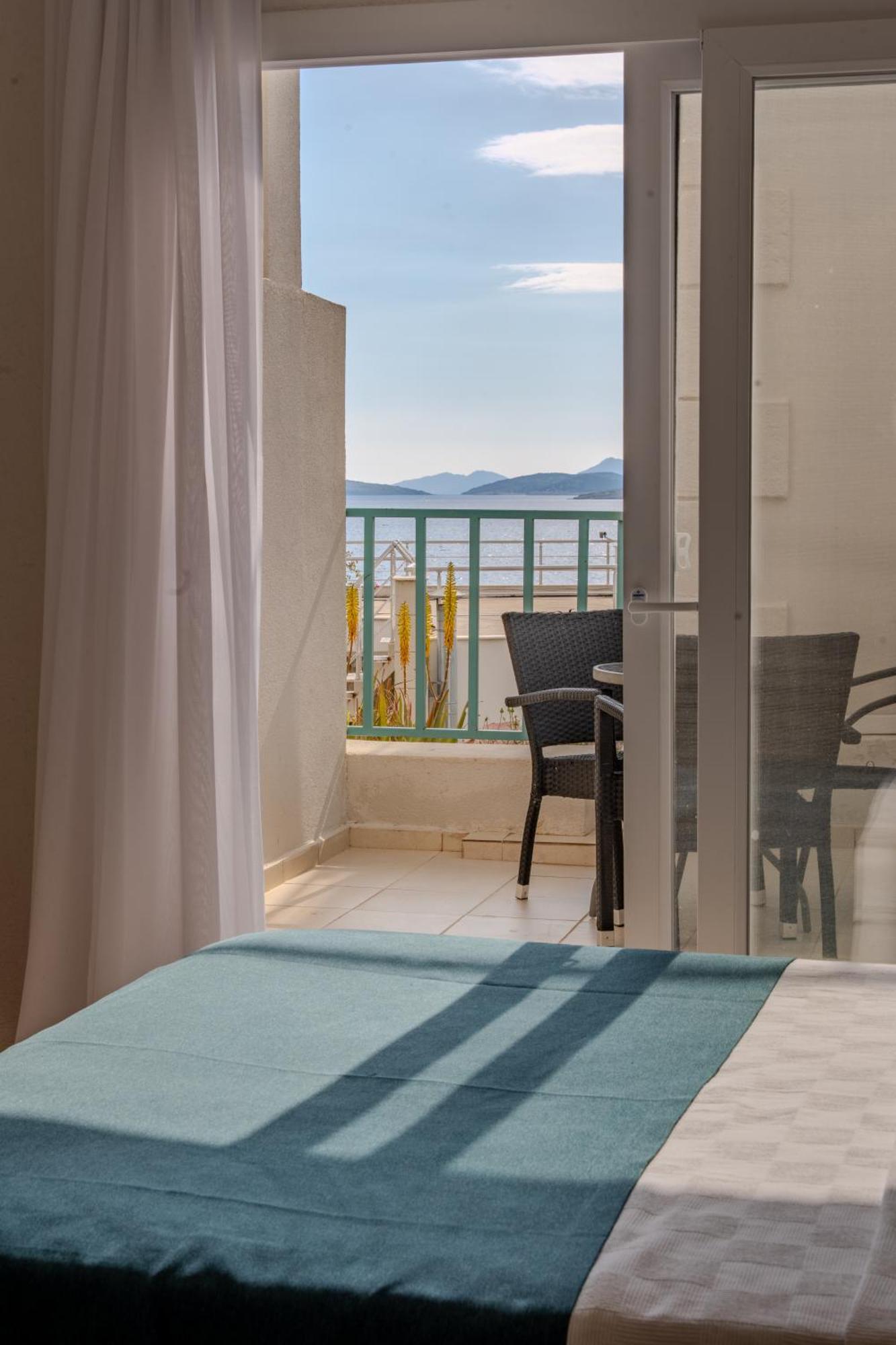 Mia Hill Suites Bodrum Esterno foto